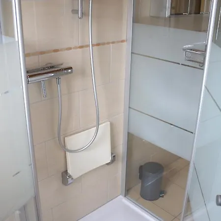 Fremdenzimmer Klinge Pensión Haina